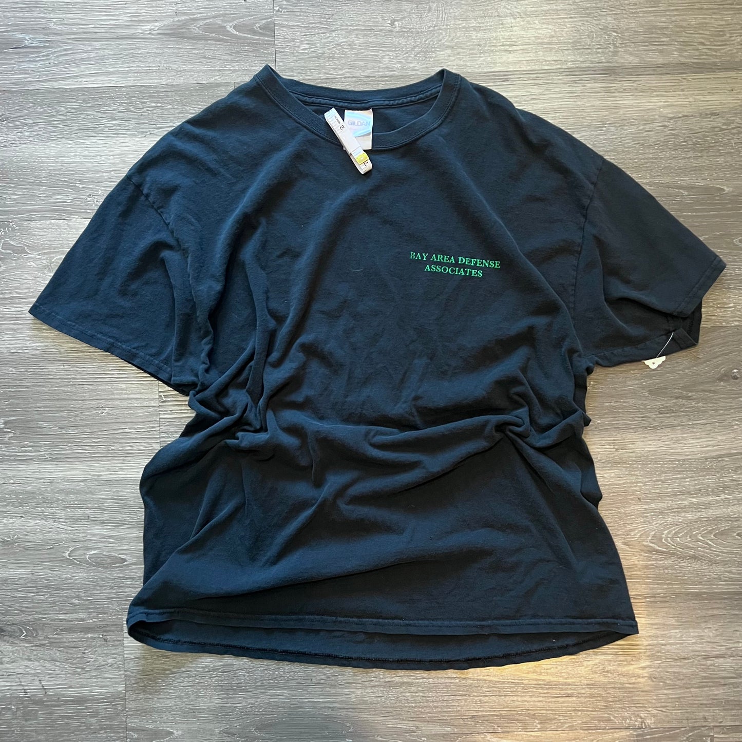 B.A.D.Associates Tee XL